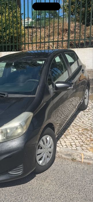 Toyota Yaris 1.0 VVT-i Confort (2012)