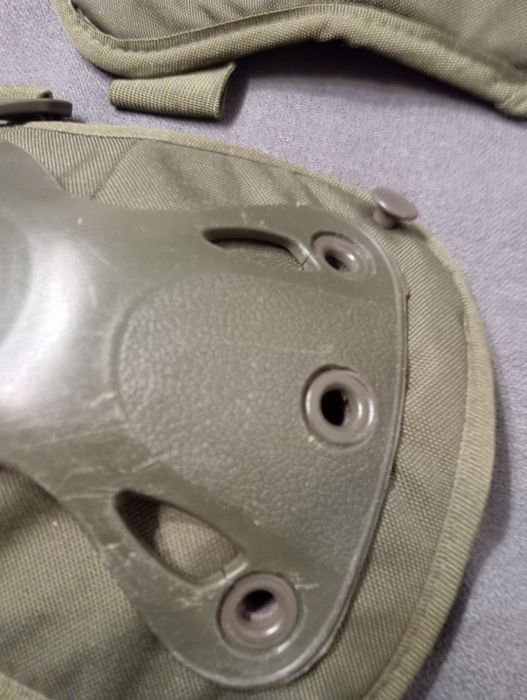 Тактические наколеники и налокотники і фляга