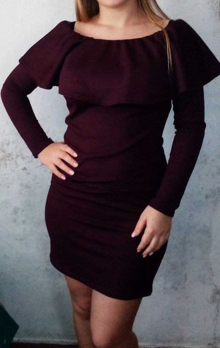 Сукня з воланами