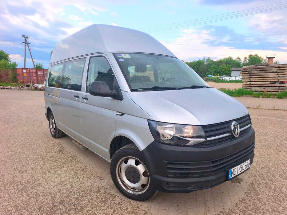 Volkswagen T6 - przewóz osób niepełnosprawnych. rampa + 2 wózki