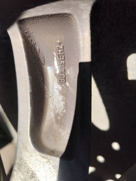 Felgi BMW 5x120 72.5 19cali