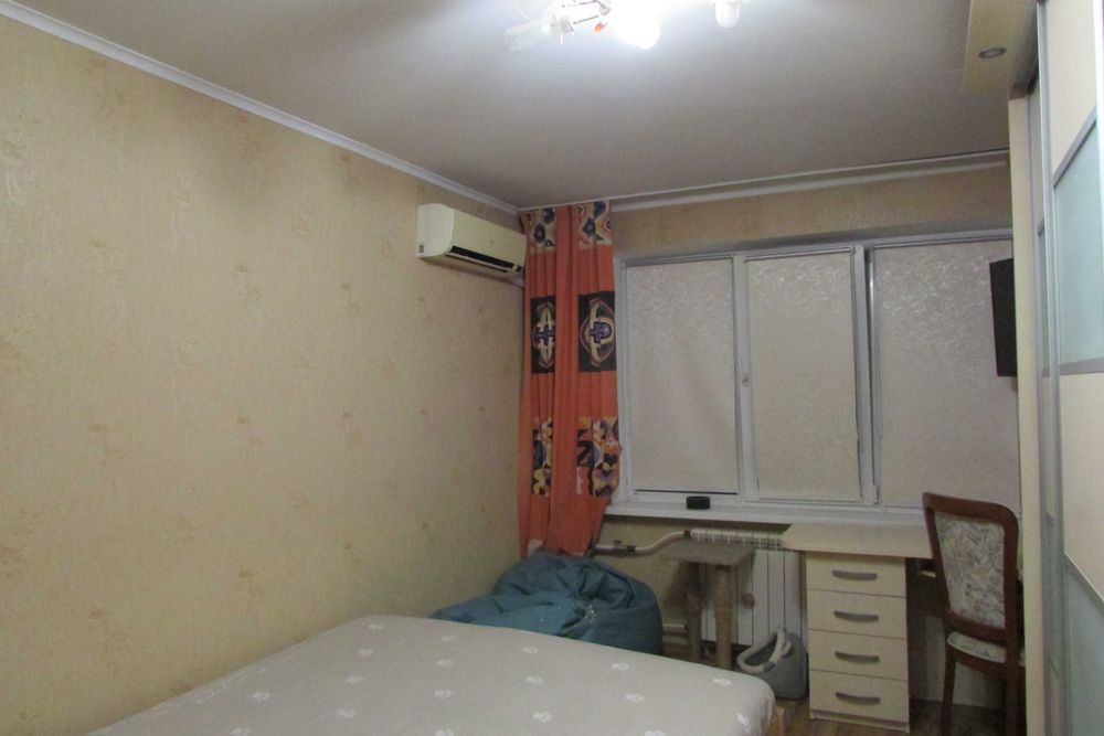 Найближчі ст. метро Мінська, Героїв Дніпра. вул. Полярна 3