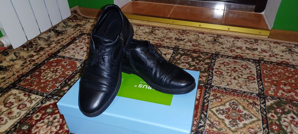 Туфлі чоловічі,шкіряні!