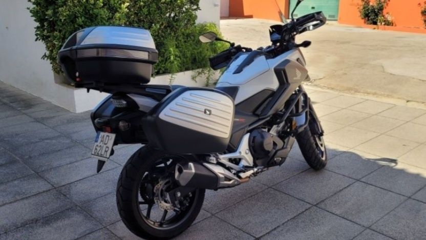 HONDA NC750X  dct