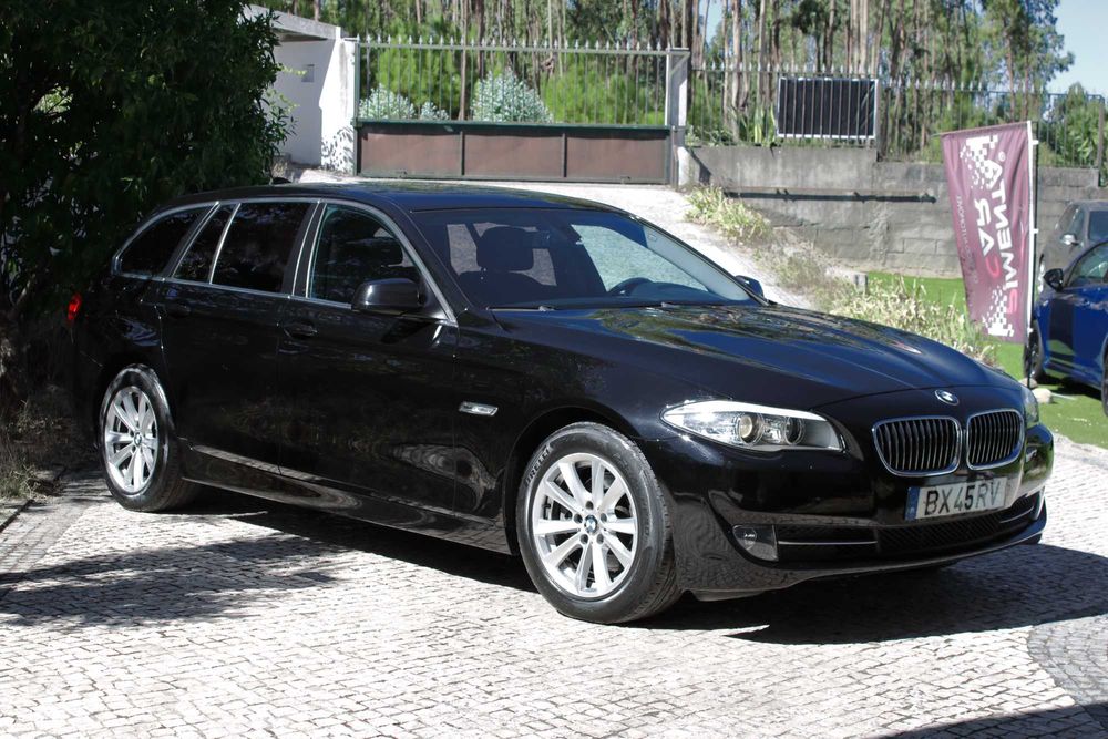 BMW 520D Touring Auto 2.0 184CV (234€/mês)