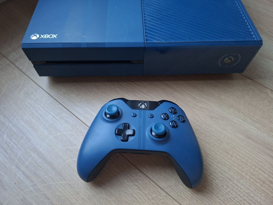 Xbox One Forza Motorsport edition, niebieska, wersja limitowana.