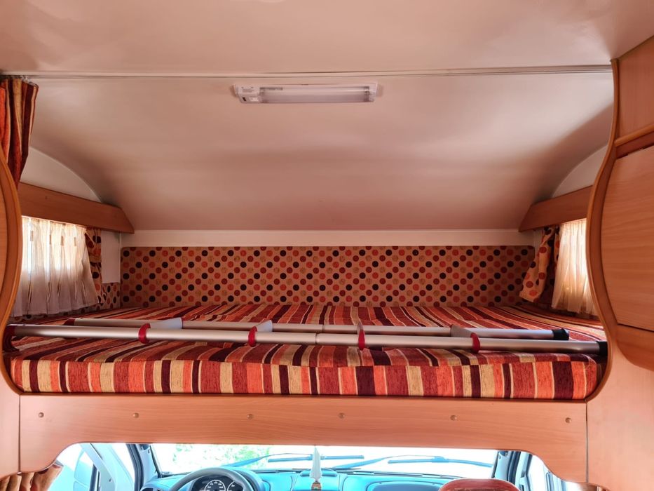 Vendo  Autocaravana - 6 lugares