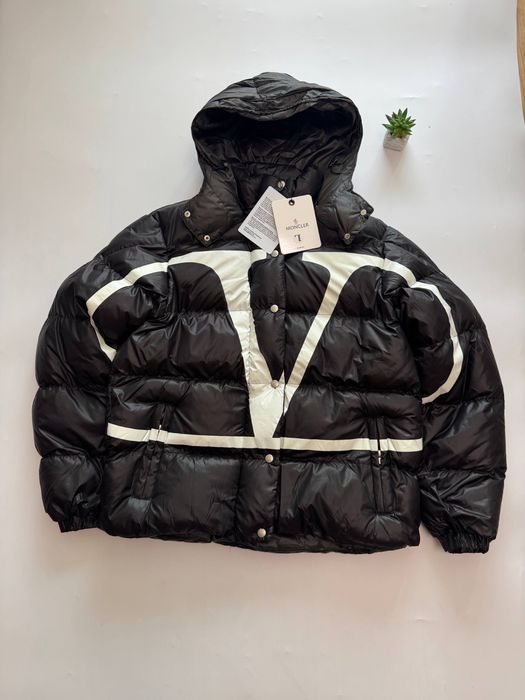 Куртка Valentino Moncler