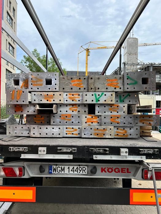 Sprzedam ocynkowaną konstrukcję stalową 3,00zł za kg  - OBNIŻKA CENY !!!