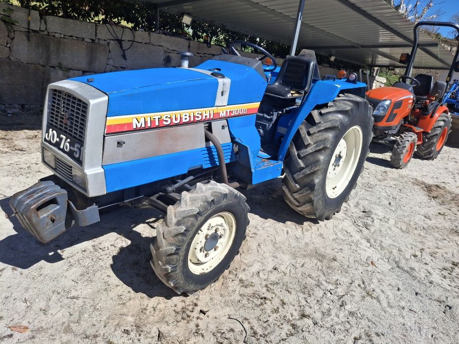 Trator mitsubishi 30 cv + alfaias