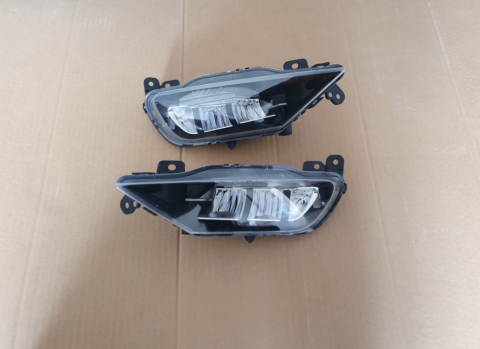 VOLVO XC60 Противотуманная фара правая 2018 2019 2020 2021 вольво