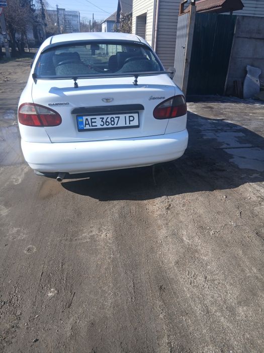 Прадам или обминяю ланос