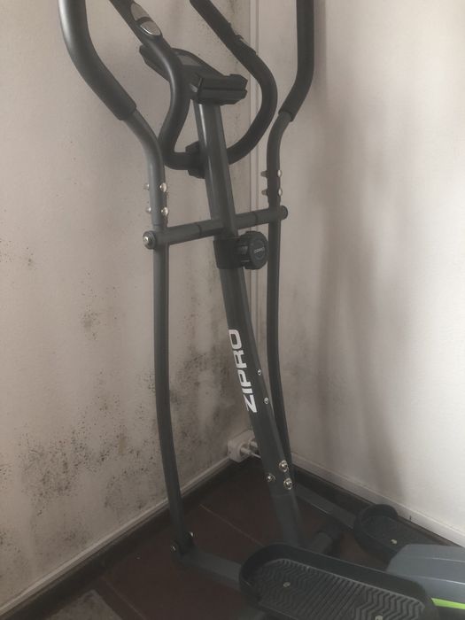 Bicicleta eliptica nova. Com fatura