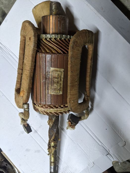 Якор статора  уаз 800грн грн,бендикс 400,, шкворня 600 комплект .