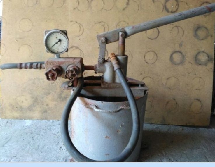 Установка для гидравлических испытаний . Опрессовка.