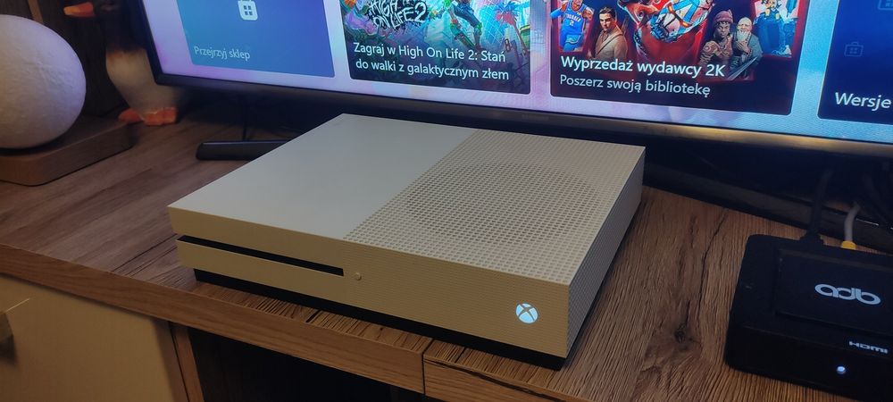 Xbox One S 1Tb konsola PAD