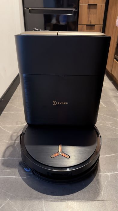 Robot sprzątający czarny Ecovacs Deebot X9 Pro omni