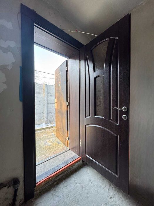 Половина будинку- ближня Олексіївка