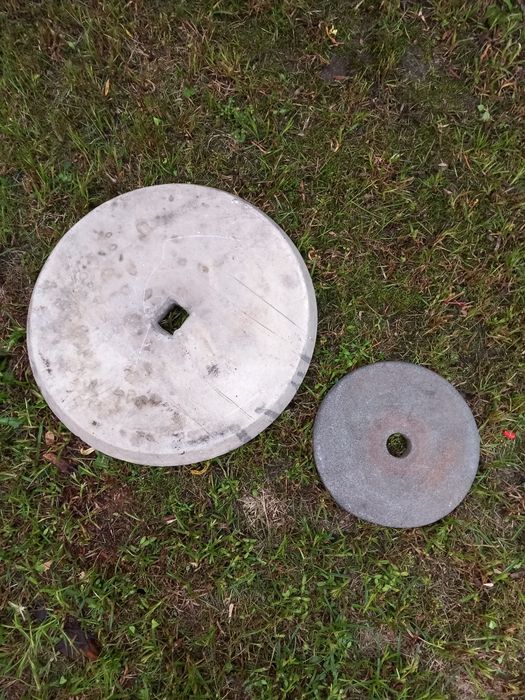 Kamienie szlifierskie osełki do ostrzenia tarcze prl starocie wiejskie