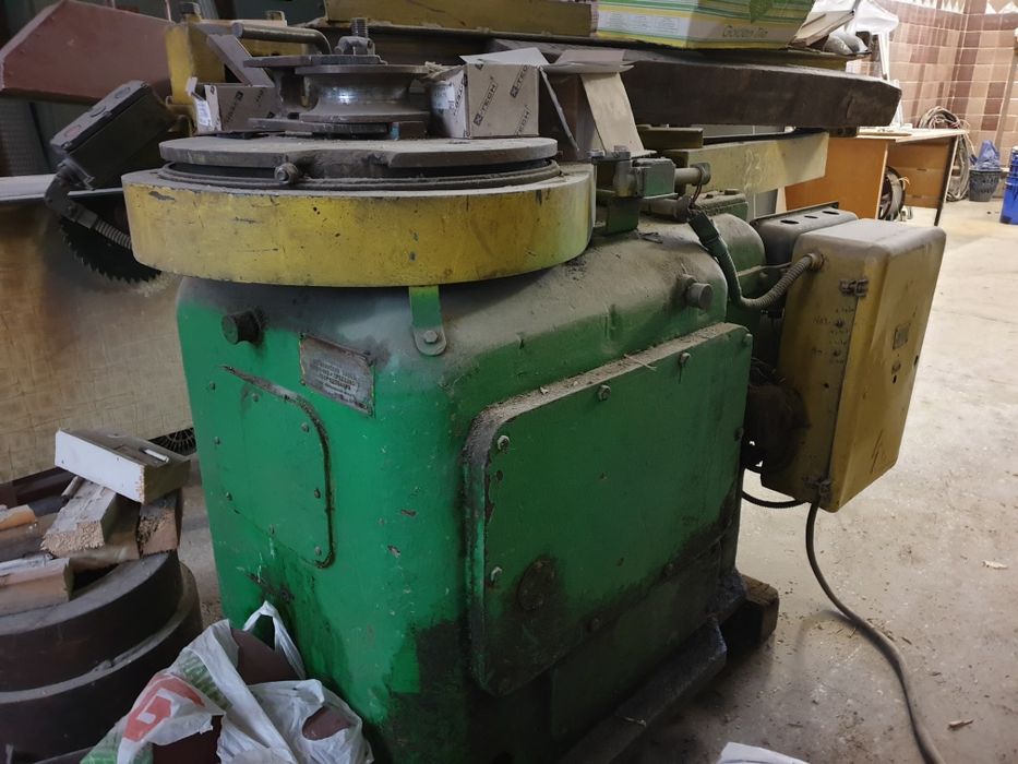 Станок трубогибочный с механическим приводом ГСТМ-21М 
с оснасткой