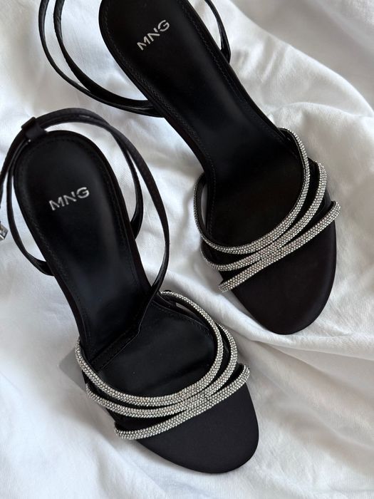 Босоніжки mango нові