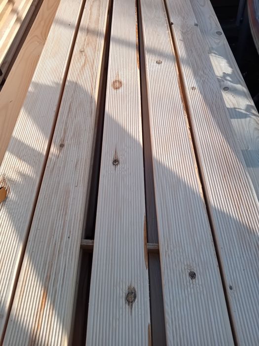 Deska ryflowane 16x90x1,8m