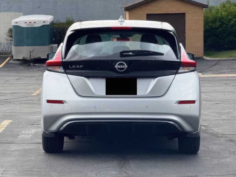 2023 Nissan LEAF S