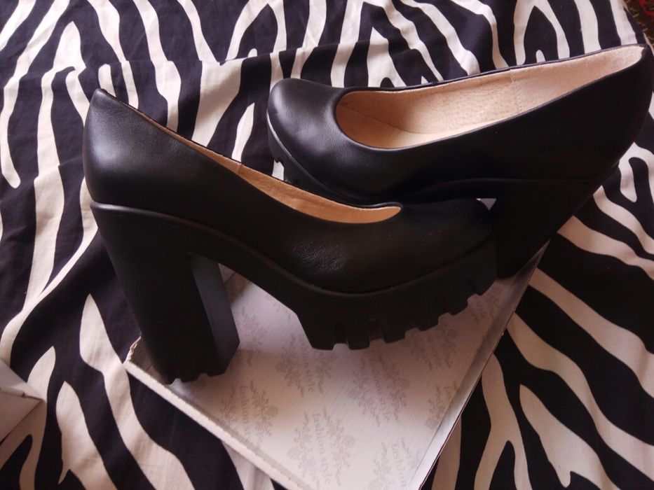 Продам туфли кожа