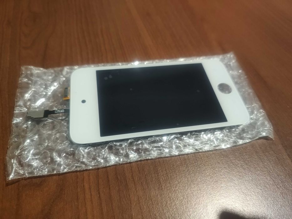 Wyświetlacz do iPod touch 4 biały