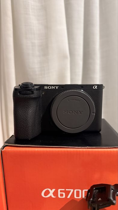 Kit Sony A6700 + Lente + acessorios (vendo separado tambem)
