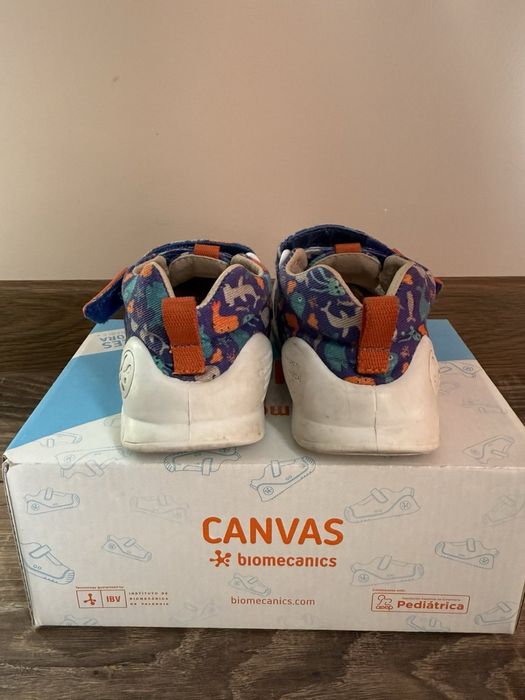 Босоніжки  Biomecanics 23 розмір