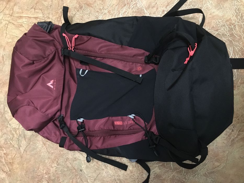 туристичний каркасний рюкзак Mckinley