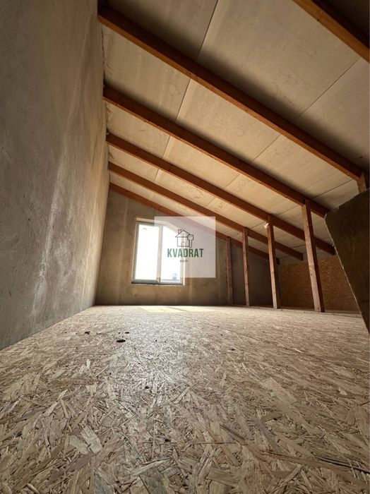 Продам котедж від власника у центрі мікрорайона Жовтневого