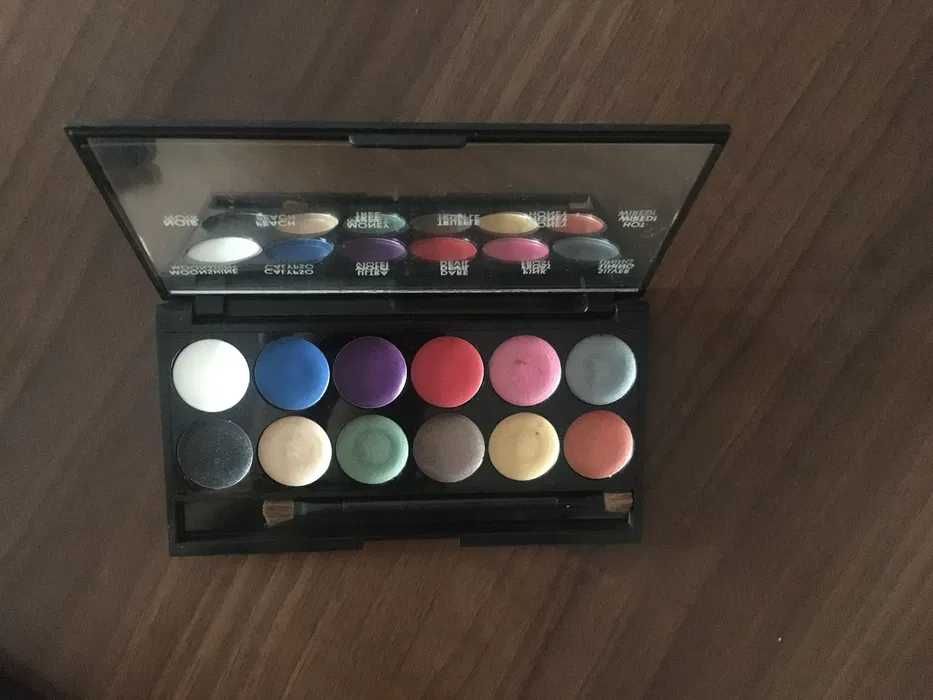 paleta /baza pod cienie SLEEK Make UP