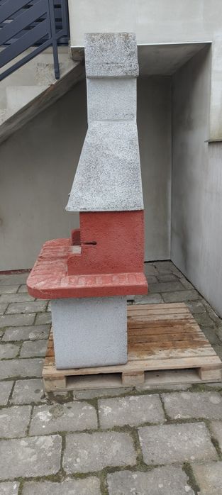 Grill ogrodowy betonowy