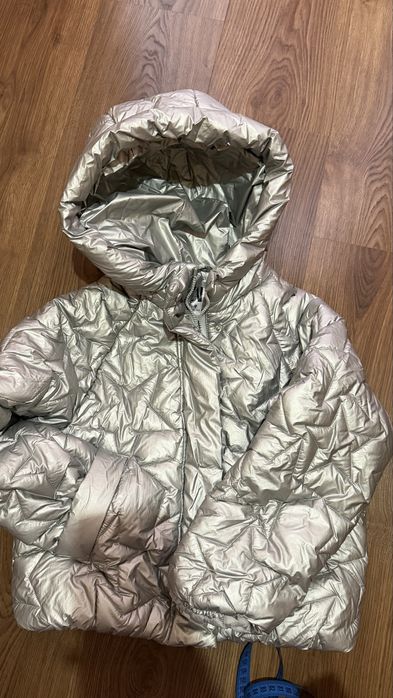 Курточка Zara на дівчинку