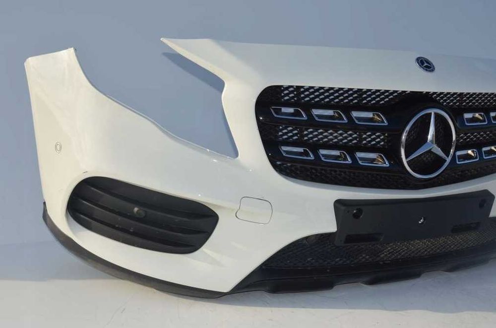 Mercedes Benz GLA 156 бампер передній