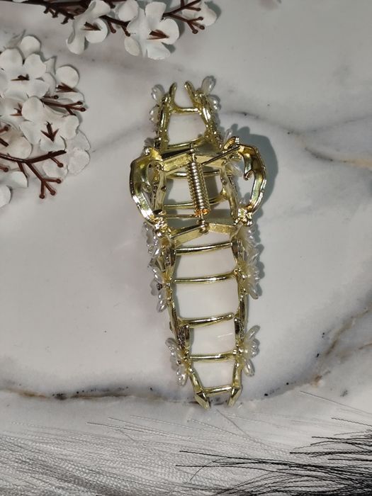 Klamra do włosów na bogato sakura