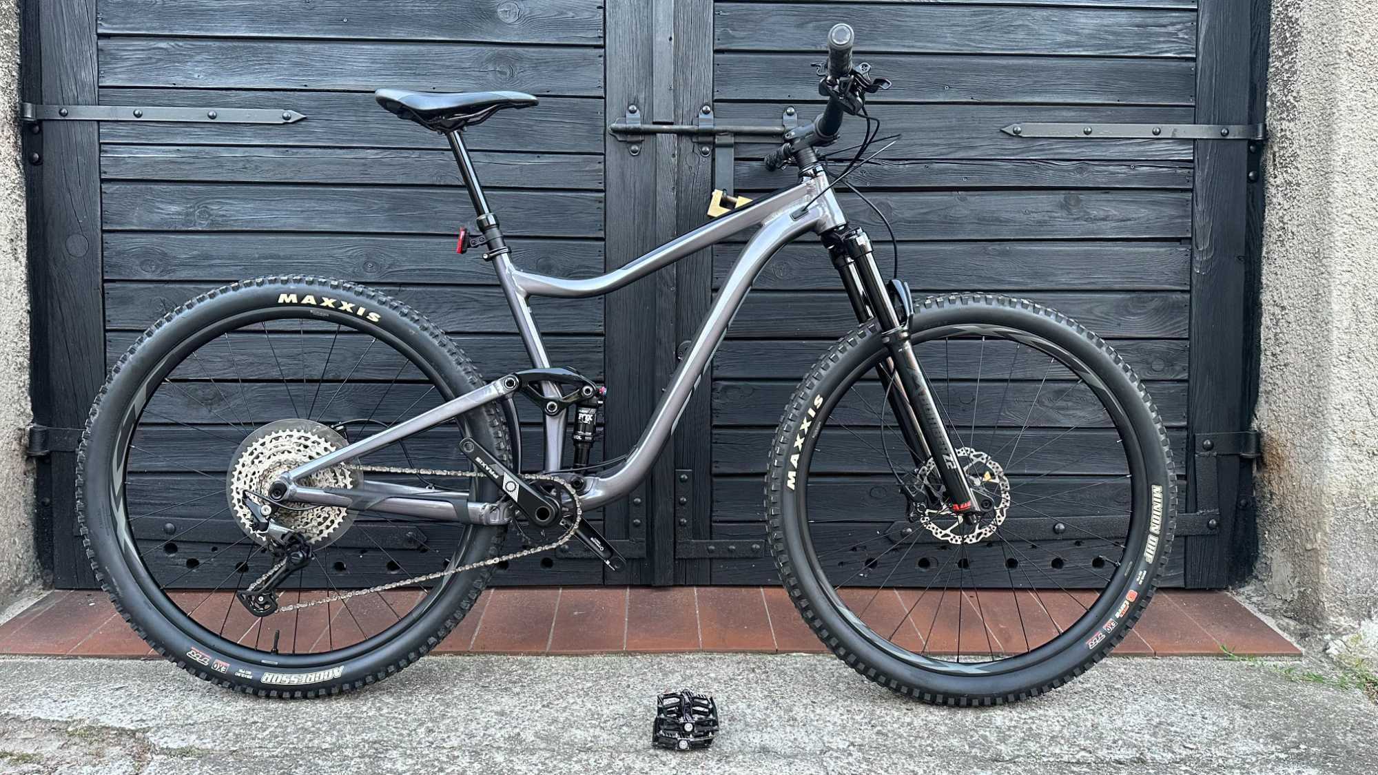 Giant full suspension olx deals