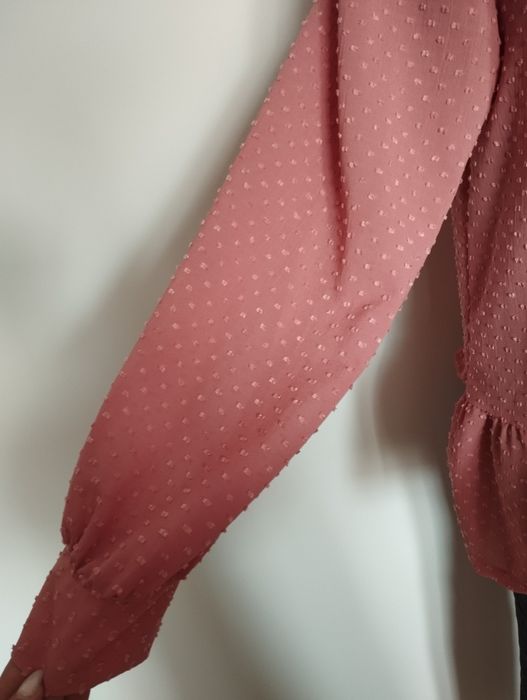 Bluzka z falbanką Reserved