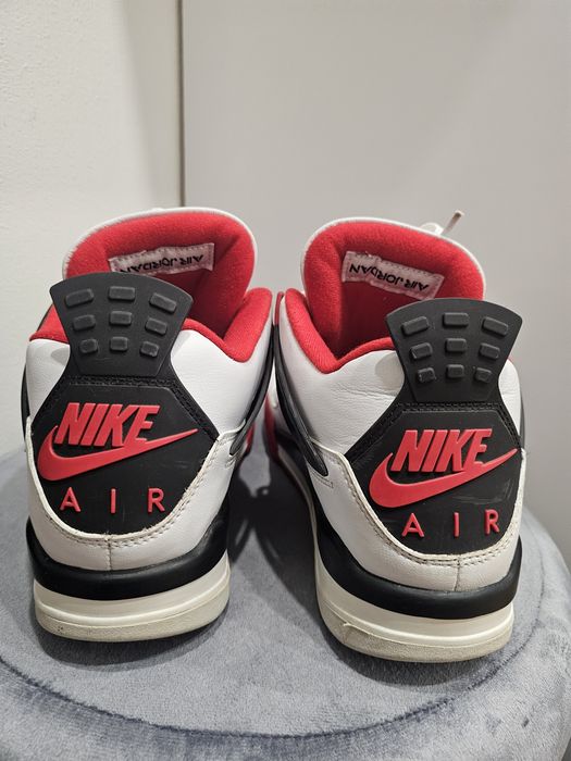 Кросівки Air Jordan 4 Retro Fire Red
