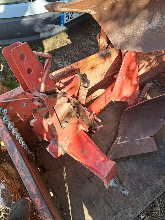 Charrua praticamente nova