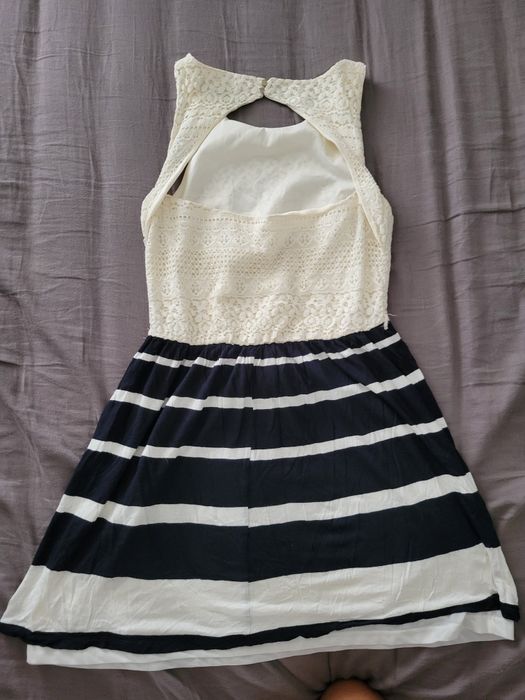 Vestido com renda
