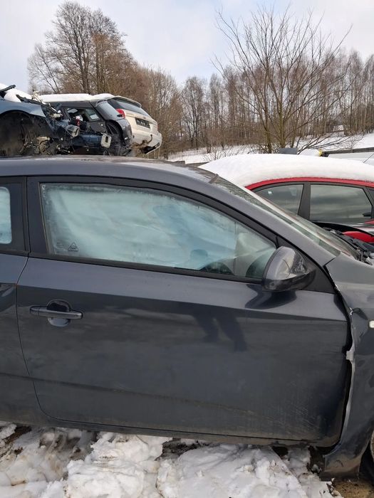 KIA CEED I HB 06- DRZWI PRAWE 5K