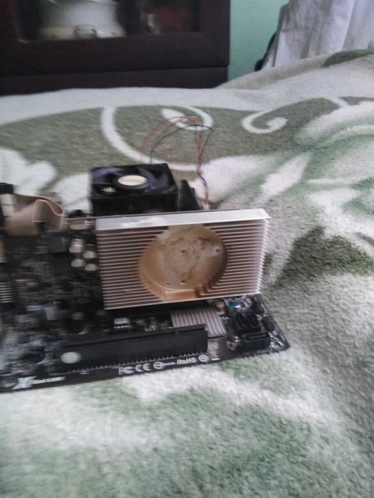 amd fx 6300, 960GM-VGS3 FX, 4GB DDR3 1600, GEFORCE 730 GT