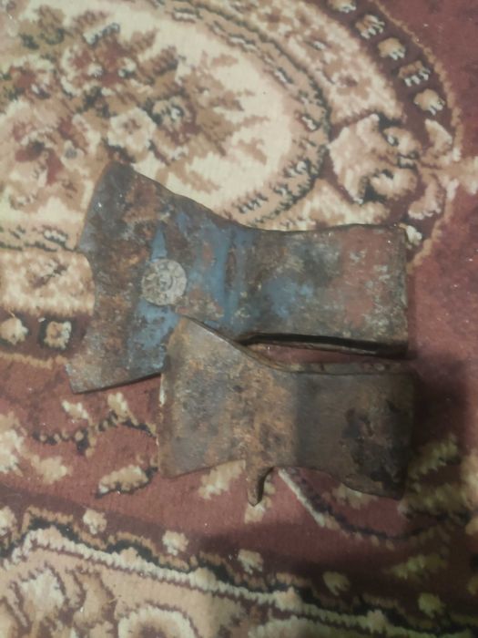 Сокира під відновлення