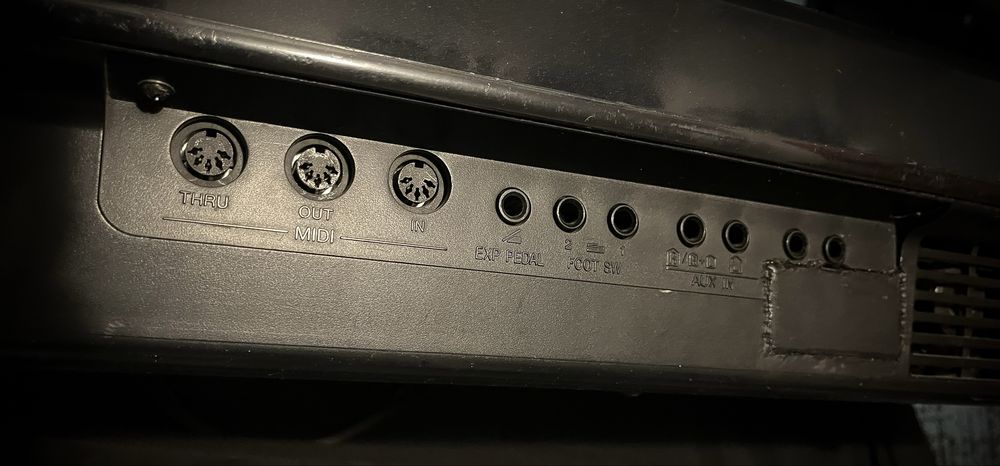 Keyboard Technics KN2000
