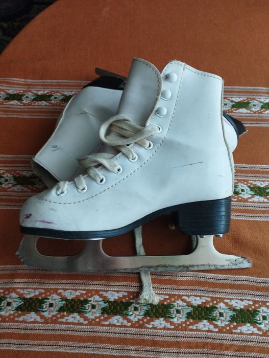 Продам дитячі ковзани розмір 31