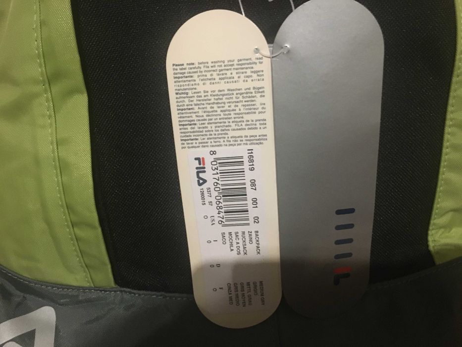 Mala Fila verde e preta