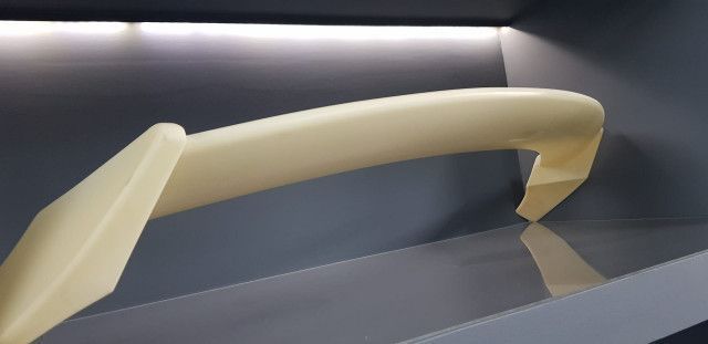 Aileron Mercedes GLA X156 (2014 a 2019)